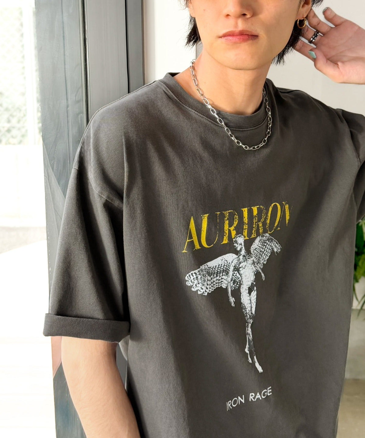 綿100％ ワンポイント刺繍入り ヴィンテージ グラフィックアソートTシャツ／Vintage Graphic Assorted T-Shirt co1320010