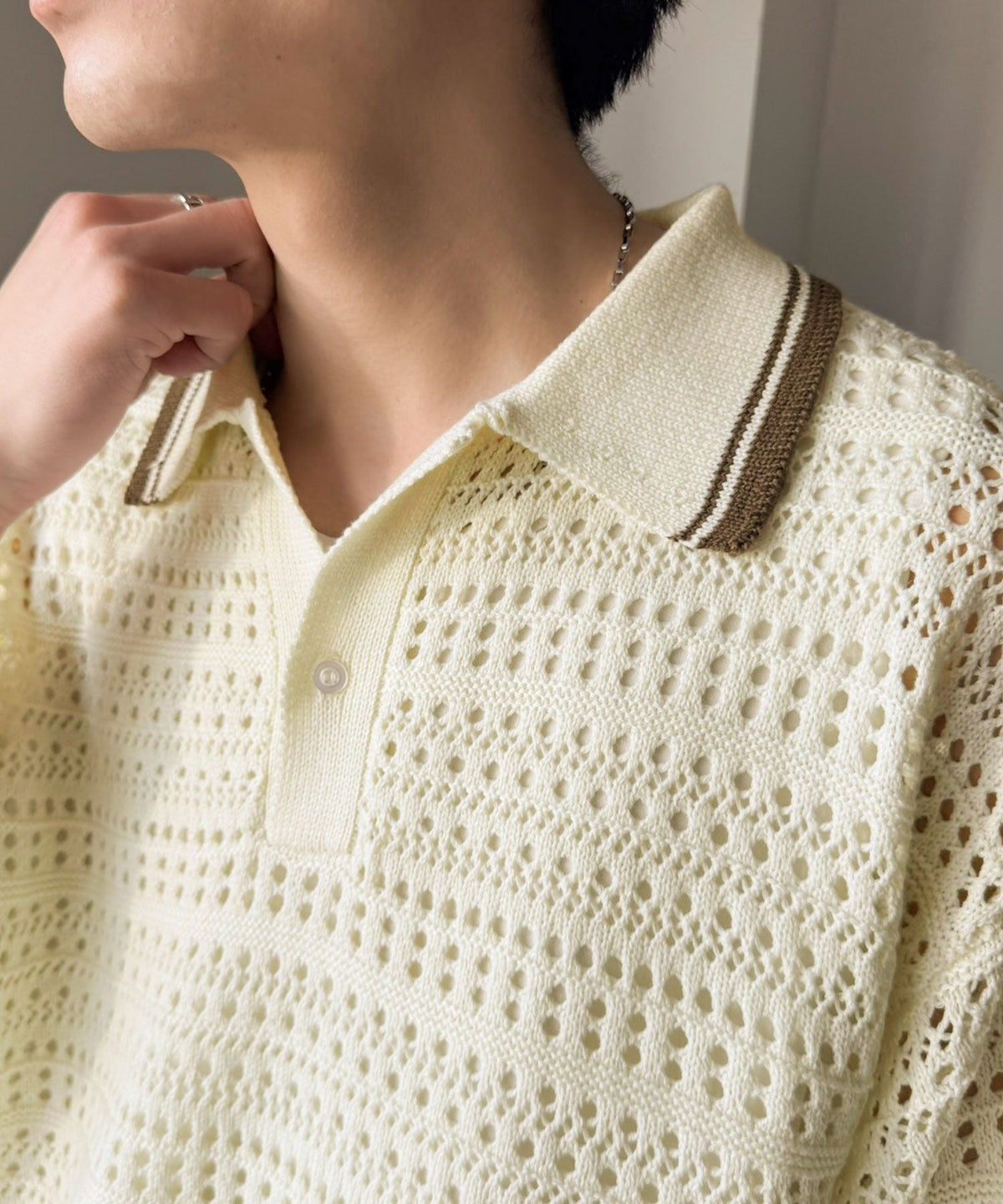 《JaVaジャバコラボ》レトロ〝っぽい〟がちょうどいい。メッシュ編地柄 スキッパー襟 ニットポロシャツ（半袖） jo1250002