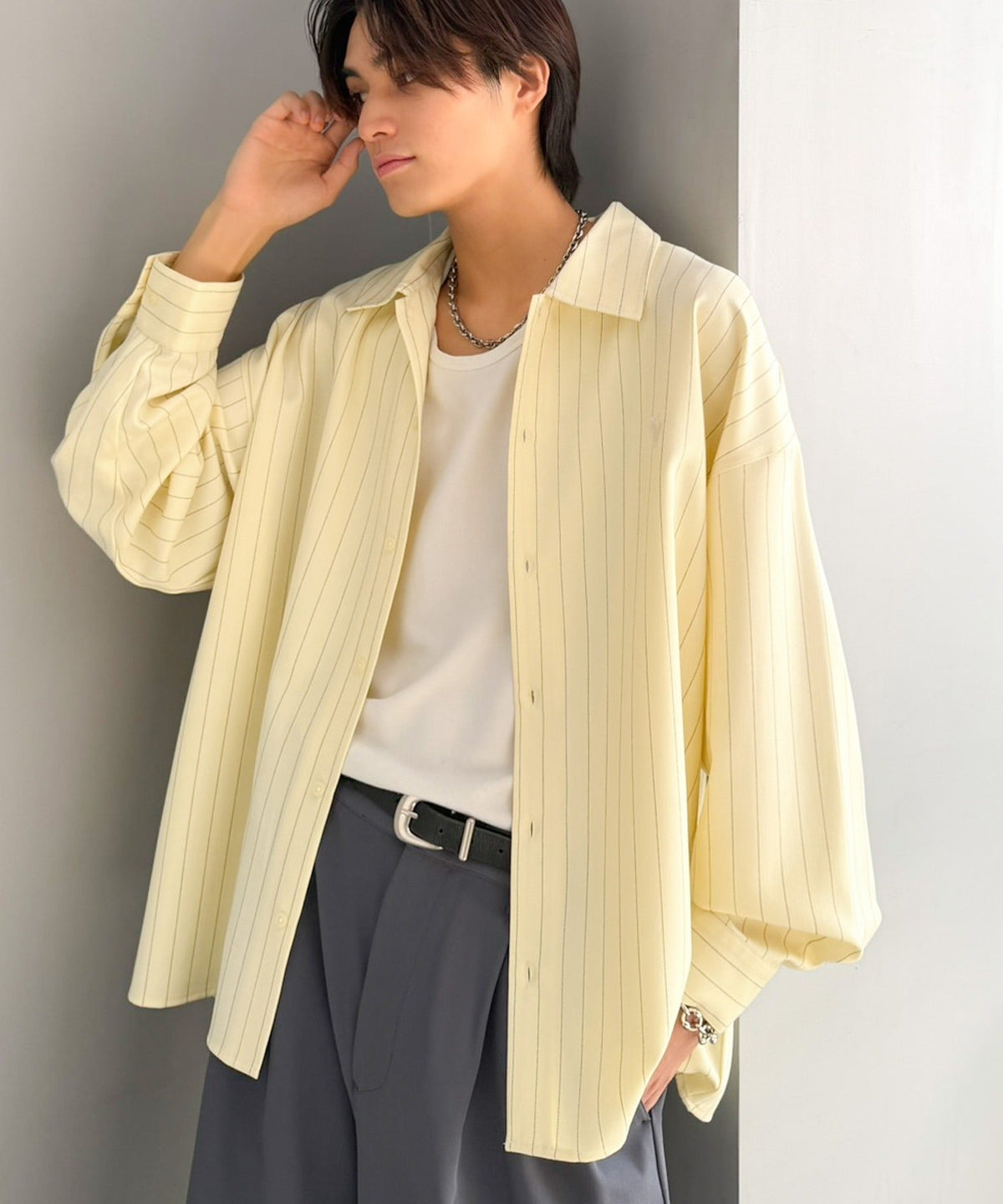 【Classical Origin】「大人のさりげなさ。」刺繍入りストライプ柄オーバーサイズシャツ（長袖）/Embroidered Stripe Pattern Oversized Shirt co1010023
