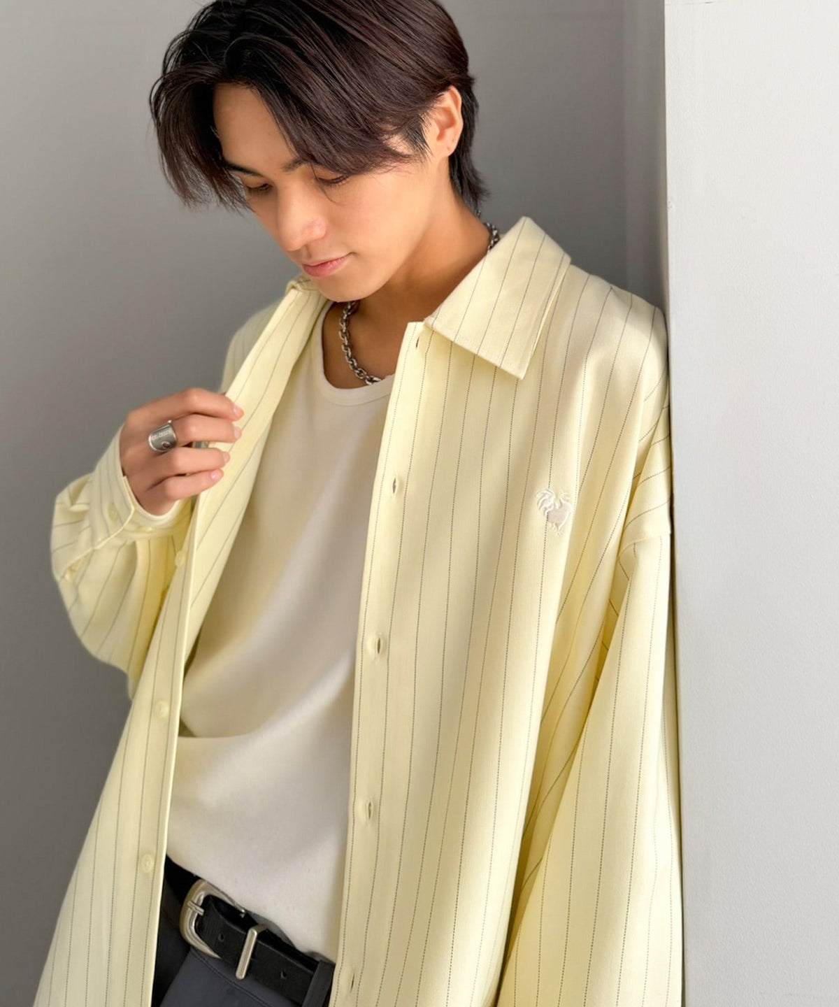 【Classical Origin】「大人のさりげなさ。」刺繍入りストライプ柄オーバーサイズシャツ（長袖）/Embroidered Stripe Pattern Oversized Shirt co1010023