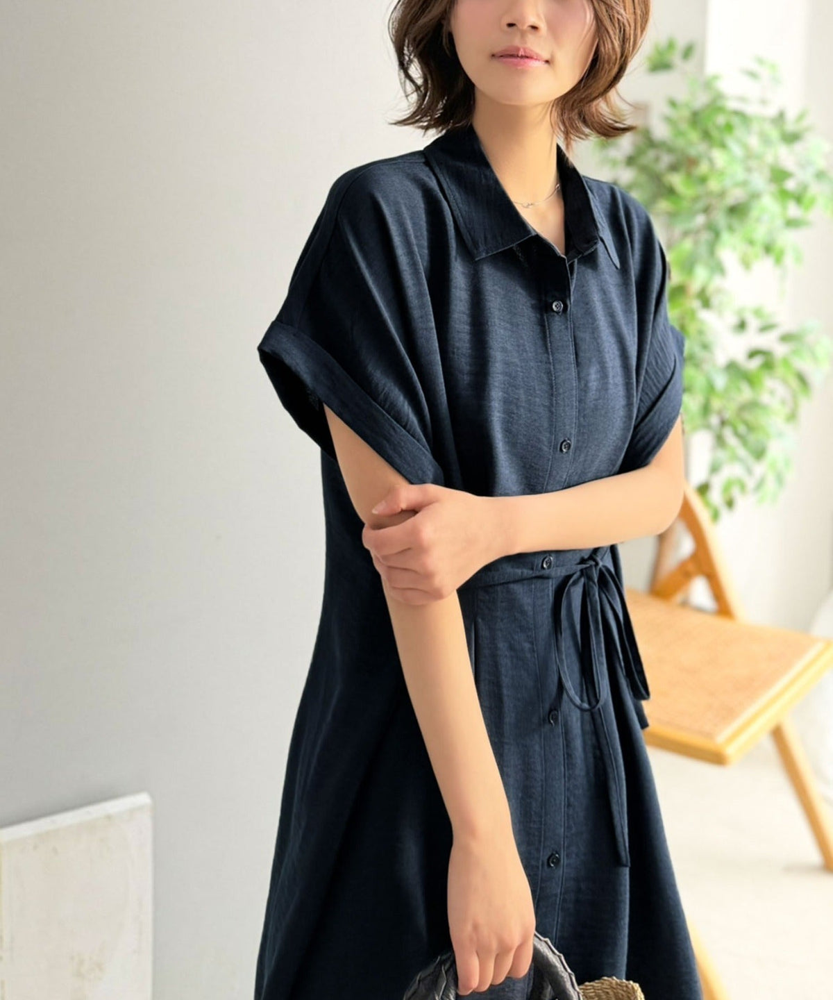 清涼感あるリネンライク素材。きちんと感漂う最旬リネンライクウエストタックシャツワンピース（半袖） ce1010565