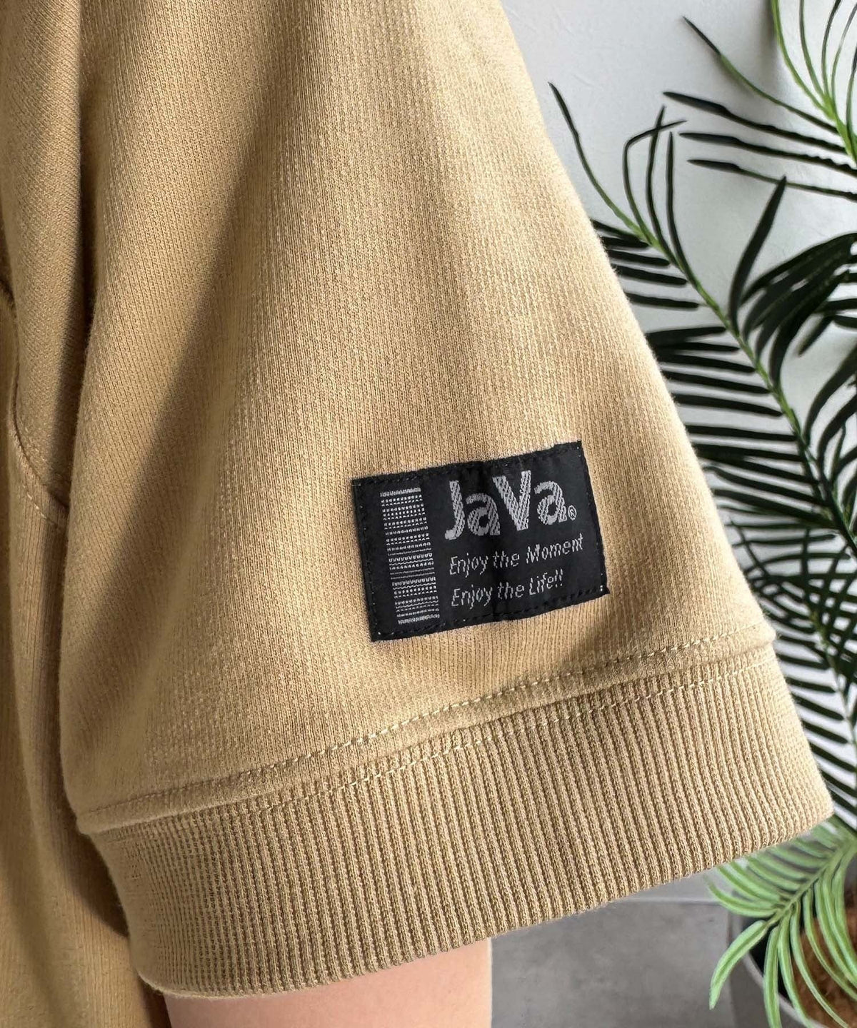 《JaVa ジャバコラボ》目を奪う、こなれ感。古着デザイン風ミュージックプリントTシャツ(半袖) jv1330086