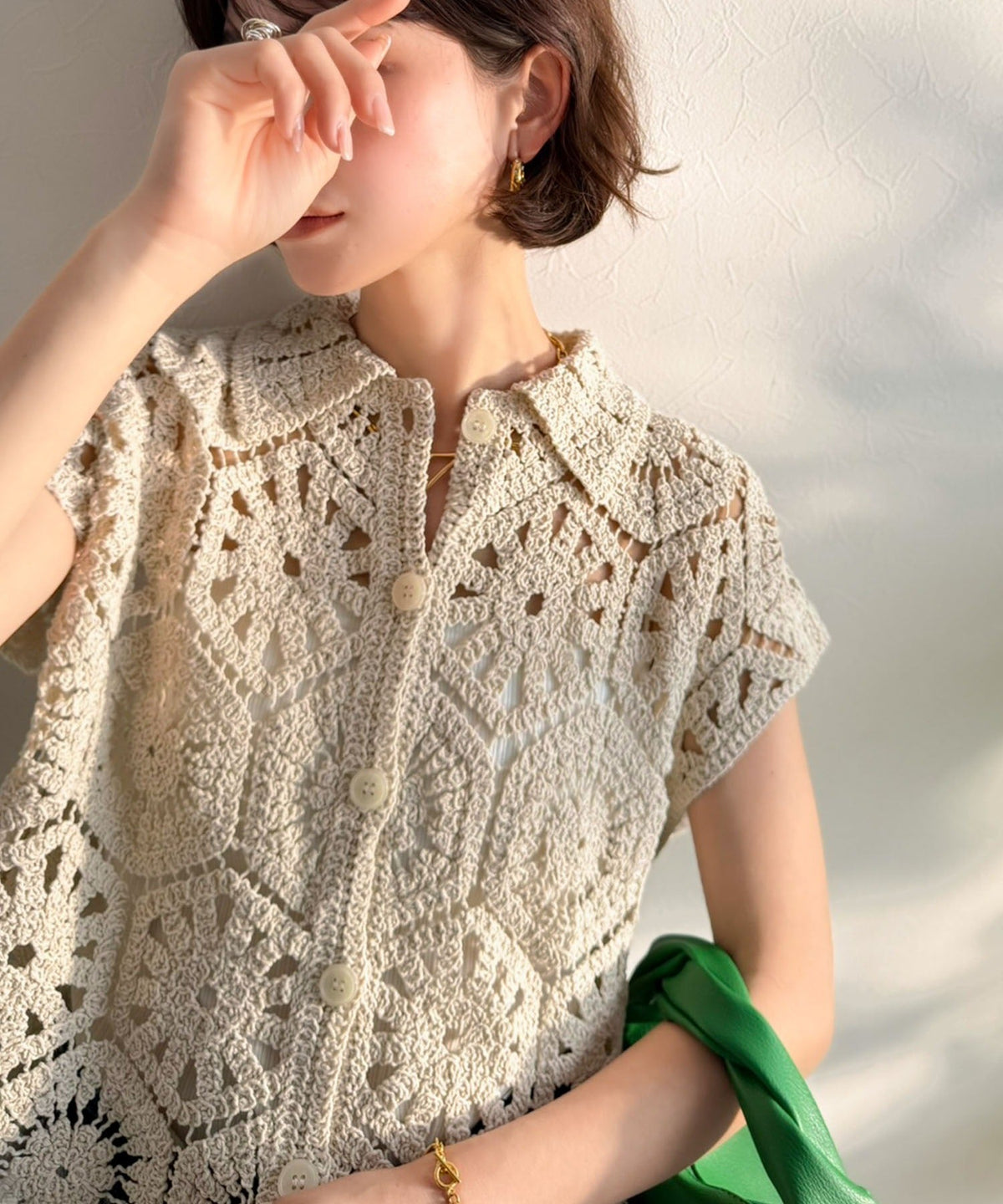 【Classical Evon】重ねるだけで、垢抜ける。クロシェレース裾スカラップフレンチスリーブトップス ev1110184