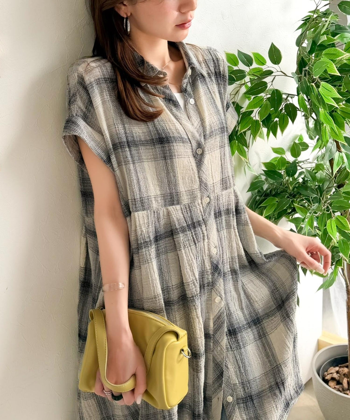 気分はリゾート♪大人可愛いチェック柄がポイント。パナマ風フレンチスリーブチェックチュニック ce1010590