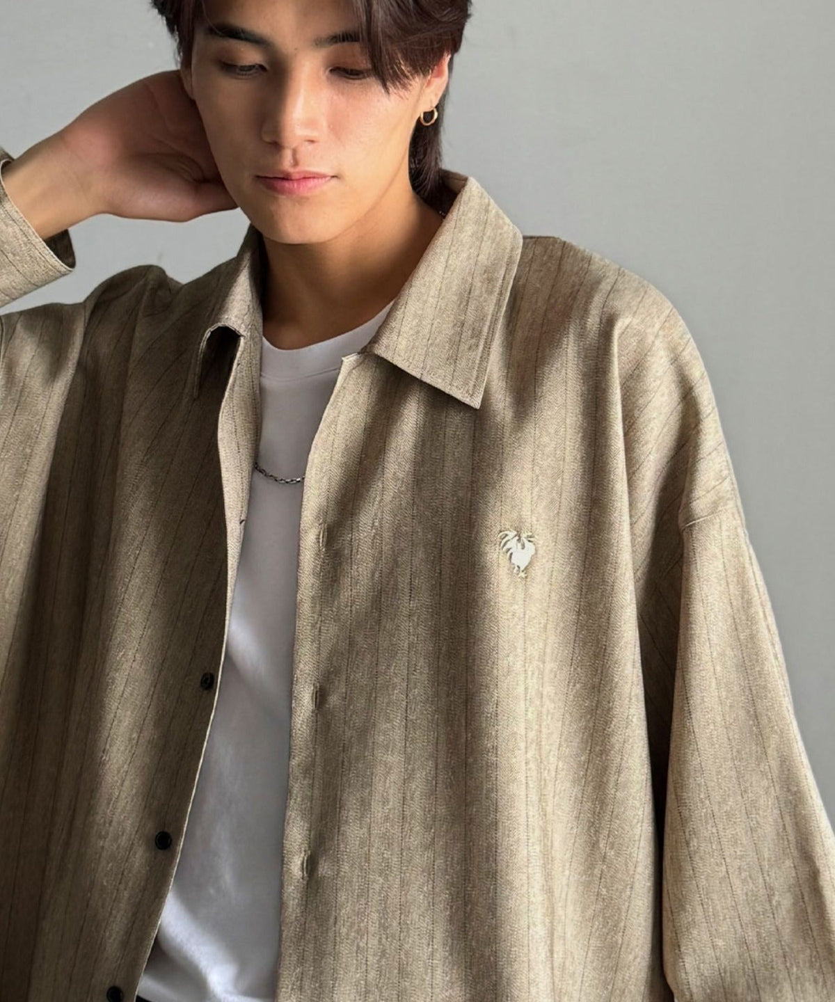 【Classical Origin】「大人のさりげなさ。」刺繍入りストライプ柄オーバーサイズシャツ（長袖）/Embroidered Stripe Pattern Oversized Shirt co1010023