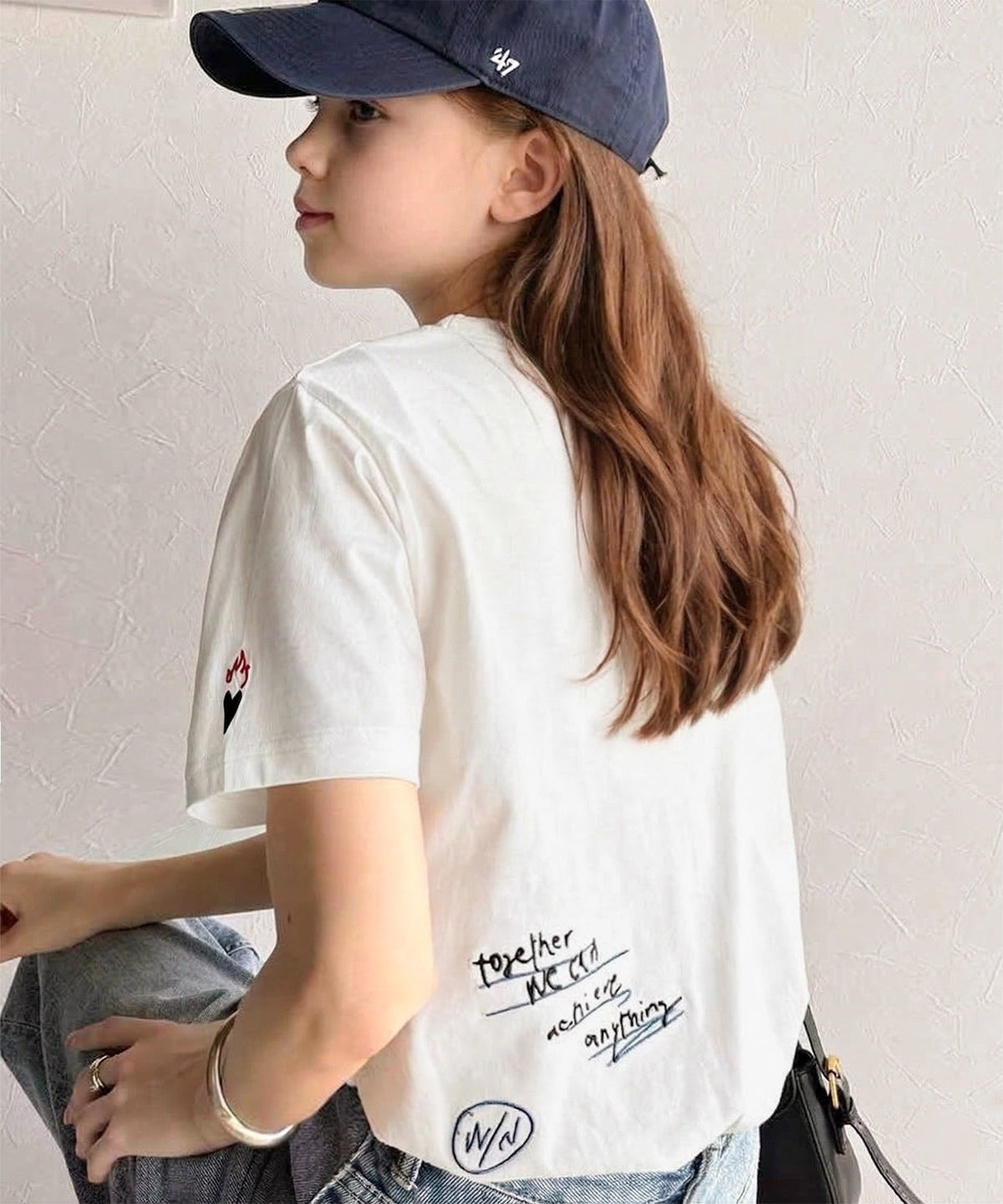 【キッズ】親子リンクコーデも楽しめる！綿100%らくがき風刺繍 無地＆ボーダー柄半袖Tシャツ ck1260396