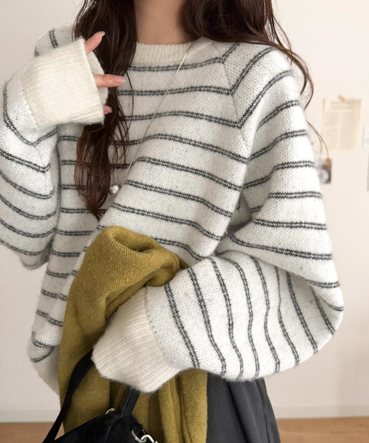 《JaVaジャバコラボ》王道ボーダーも、あざと可愛く。ボリューム袖ラグランニットプルオーバー（長袖） jv1050384