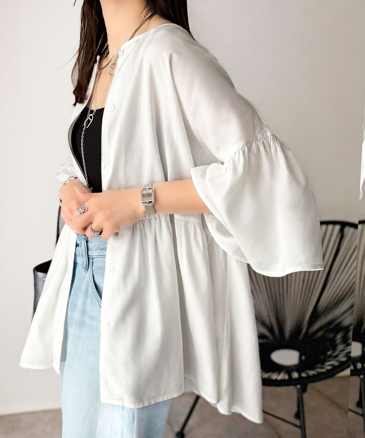 【接触冷感・UVカット機能付き】涼感ひらり、上品きれい。麻混 前後2way 袖フリルウエスト切り替え ペプラムブラウス ce1010543