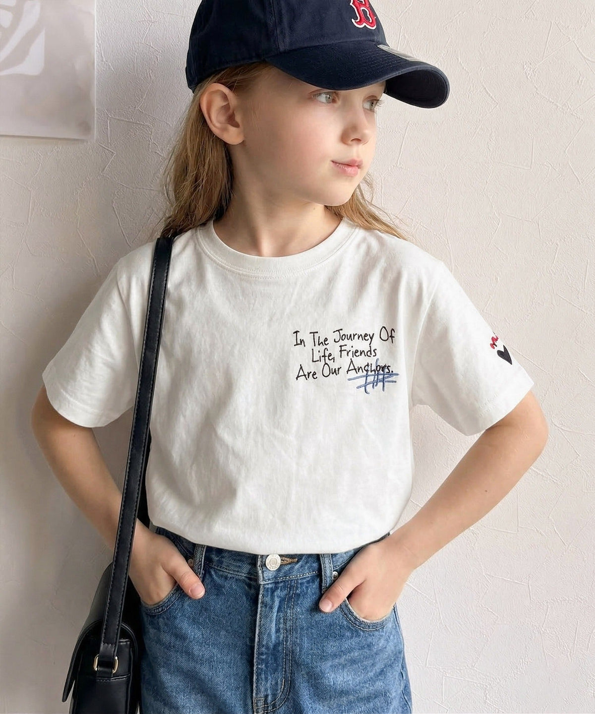 【キッズ】親子リンクコーデも楽しめる！綿100%らくがき風刺繍 無地＆ボーダー柄半袖Tシャツ ck1260396