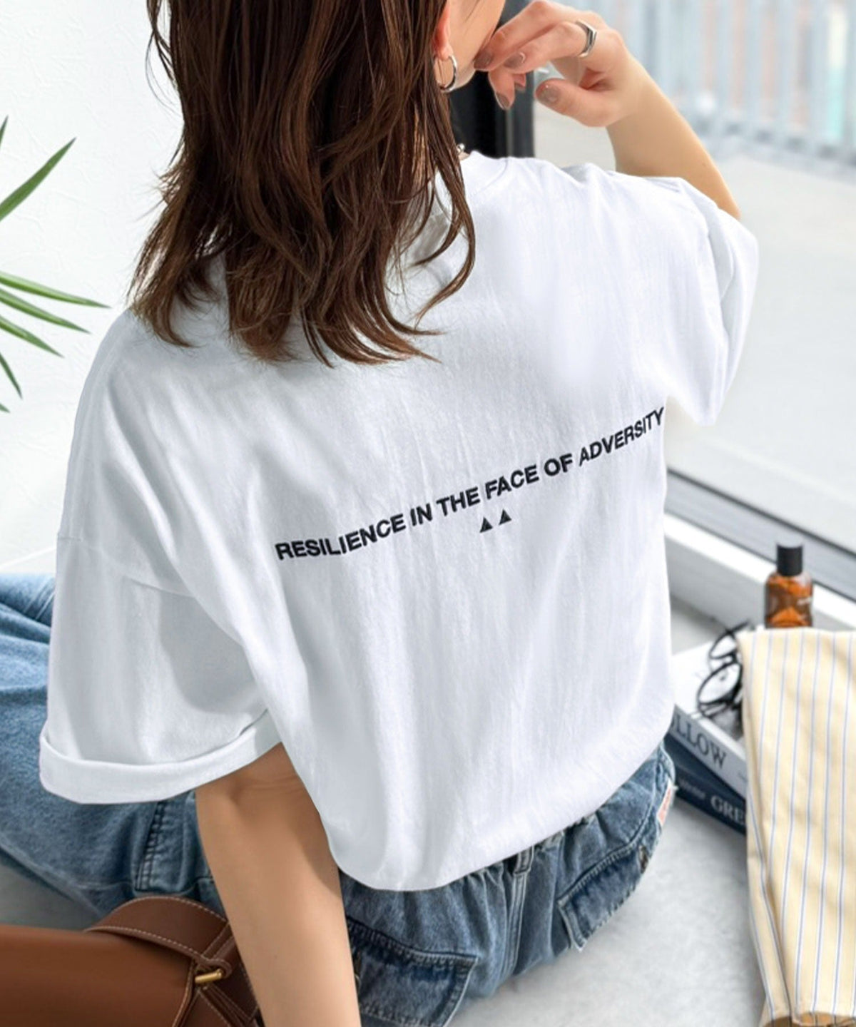 《JaVaジャバコラボ》遊びゴコロを着こなす。綿100％ 前後ランダムロゴ刺繍 オーバーサイズTシャツ（半袖） jo1320012