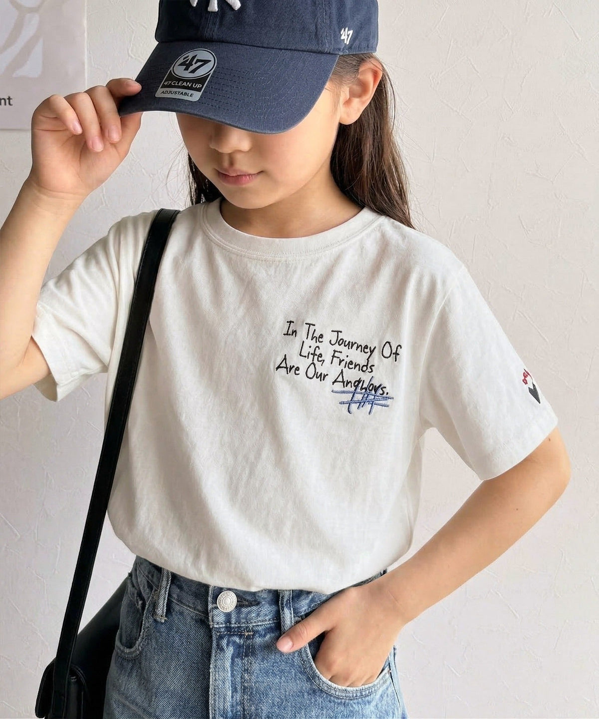 【キッズ】親子リンクコーデも楽しめる！綿100%らくがき風刺繍 無地＆ボーダー柄半袖Tシャツ ck1260396