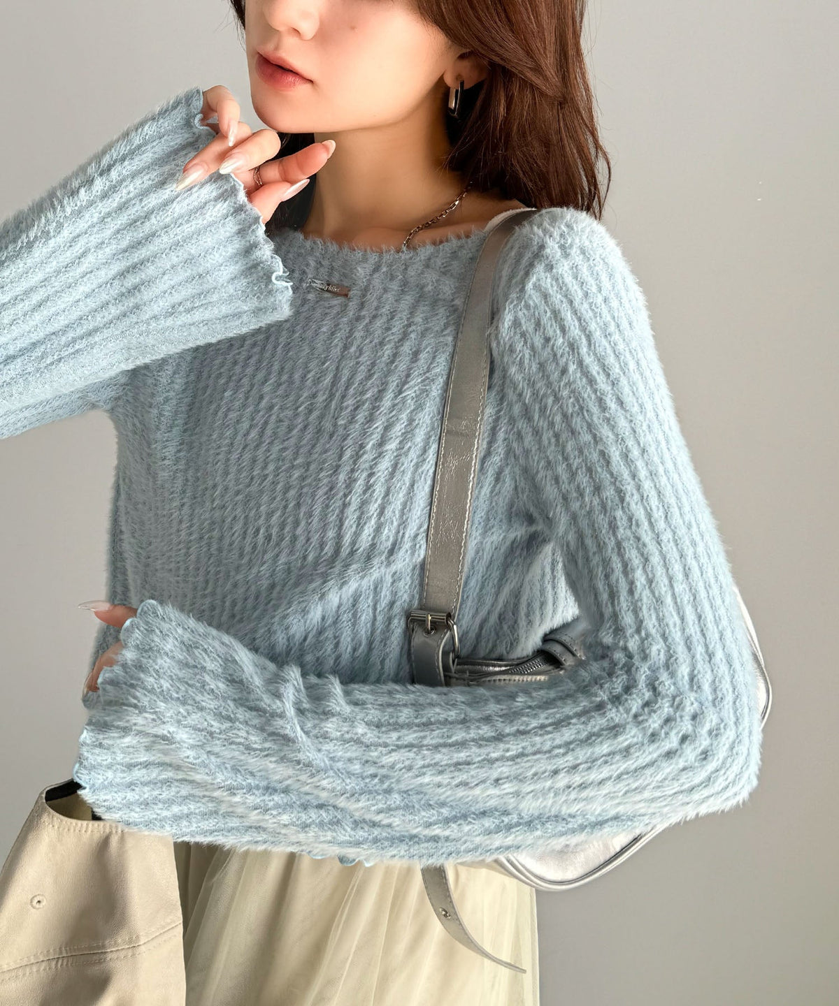 【mily bilet】高見えロゴプレートがキラリ。前後2WAYリボンデザインニットカーディガン mi1329006