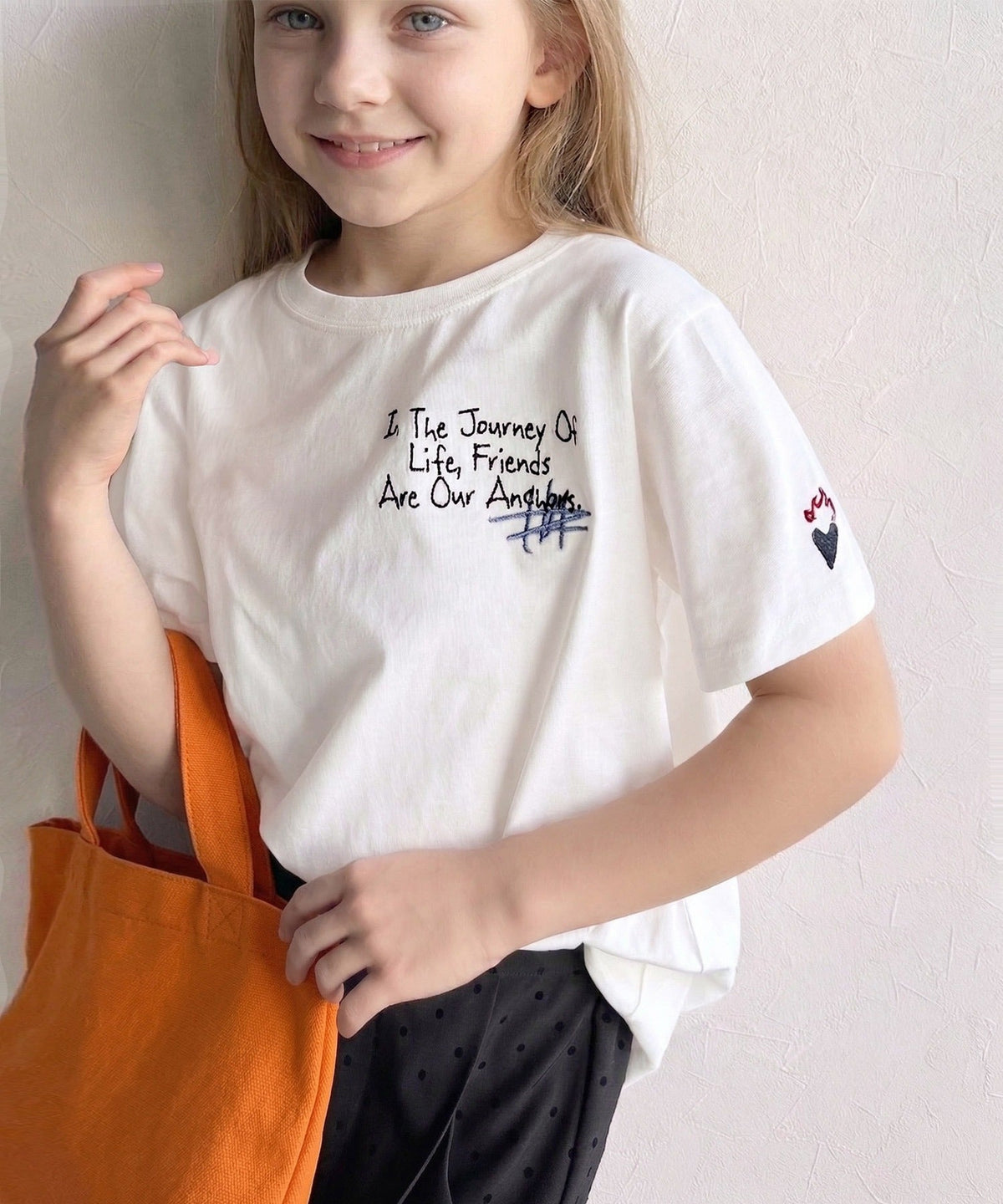 【キッズ】親子リンクコーデも楽しめる！綿100%らくがき風刺繍 無地＆ボーダー柄半袖Tシャツ ck1260396