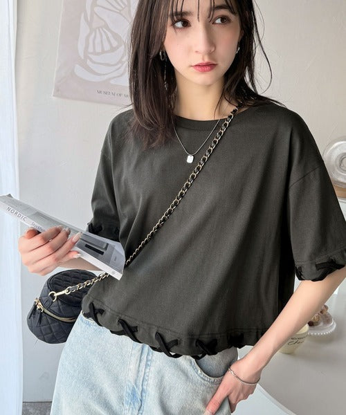 華やかさとこなれ感を両立！レースアップデザインクロップドＴシャツ(半袖) ce1010407