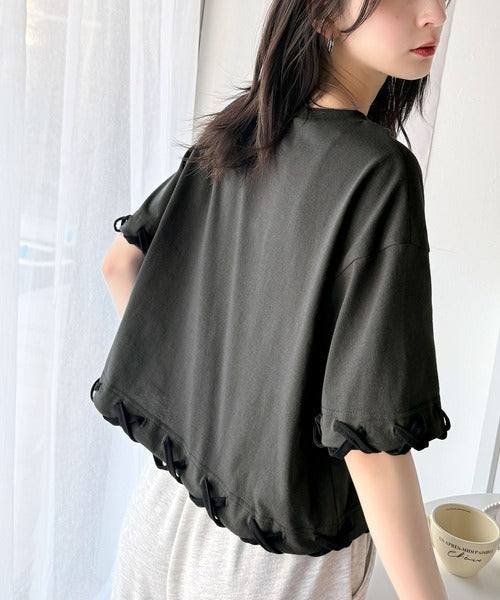 華やかさとこなれ感を両立！レースアップデザインクロップドＴシャツ(半袖) ce1010407