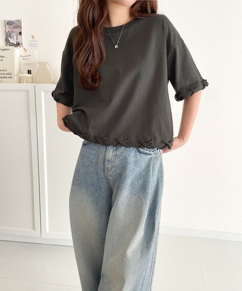 華やかさとこなれ感を両立！レースアップデザインクロップドＴシャツ(半袖) ce1010407