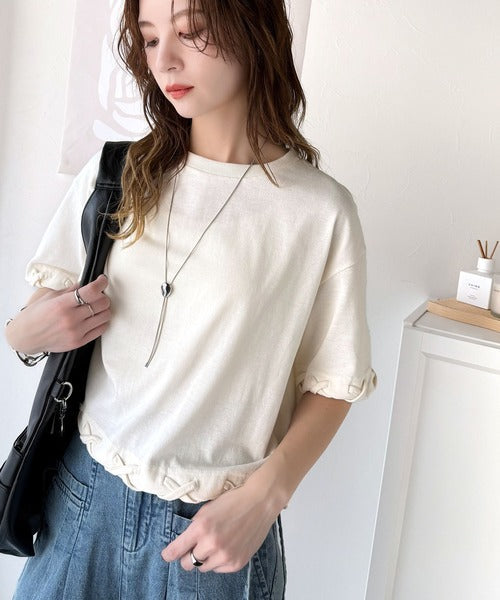 華やかさとこなれ感を両立！レースアップデザインクロップドＴシャツ(半袖) ce1010407