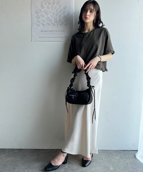 華やかさとこなれ感を両立！レースアップデザインクロップドＴシャツ(半袖) ce1010407