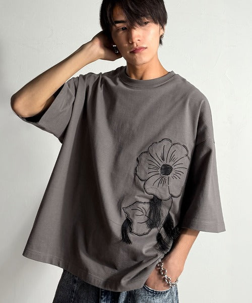 Flower Stitch Applique Design T-Shirt／綿100％フラワーステッチアップリケデザインTシャツ co1150017