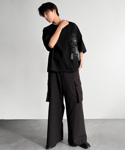 Flower Stitch Applique Design T-Shirt／綿100％フラワーステッチアップリケデザインTシャツ co1150017