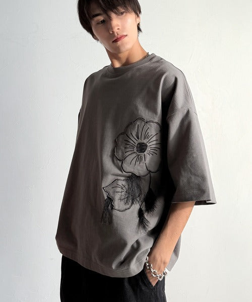 Flower Stitch Applique Design T-Shirt／綿100％フラワーステッチアップリケデザインTシャツ co1150017