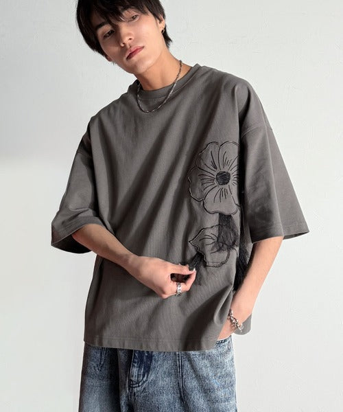 Flower Stitch Applique Design T-Shirt／綿100％フラワーステッチアップリケデザインTシャツ co1150017