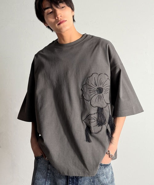 Flower Stitch Applique Design T-Shirt／綿100％フラワーステッチアップリケデザインTシャツ co1150017
