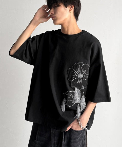 Flower Stitch Applique Design T-Shirt／綿100％フラワーステッチアップリケデザインTシャツ co1150017