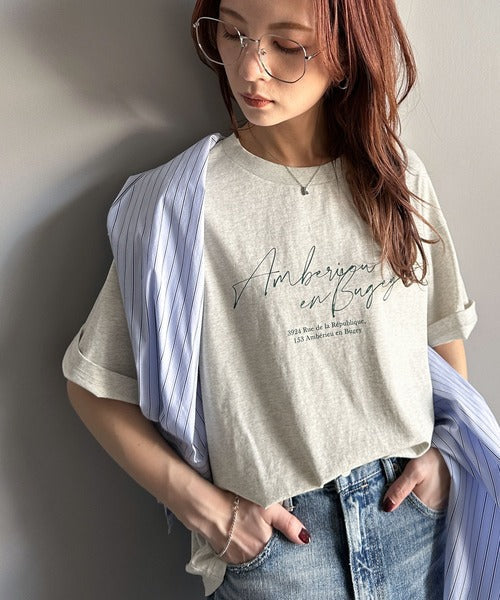 大人カジュアルに映える。綿100％胸元筆記体ロゴなめらかシルケット風Tシャツ（半袖） ce1330030