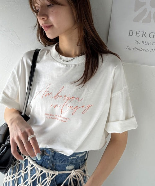 大人カジュアルに映える。綿100％胸元筆記体ロゴなめらかシルケット風Tシャツ（半袖） ce1330030