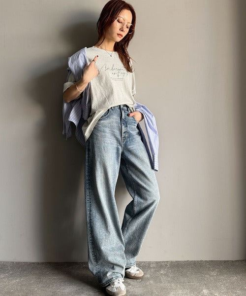 大人カジュアルに映える。綿100％胸元筆記体ロゴなめらかシルケット風Tシャツ（半袖） ce1330030