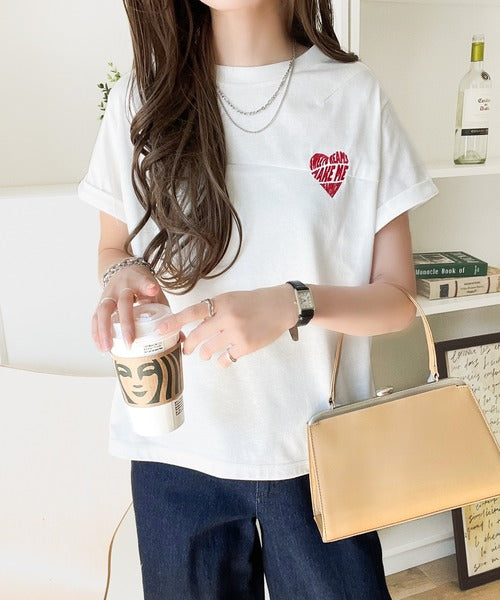 大人のこなれたシンプルスタイル。タックデザインハート刺繍Tシャツ(半袖) ce1050287