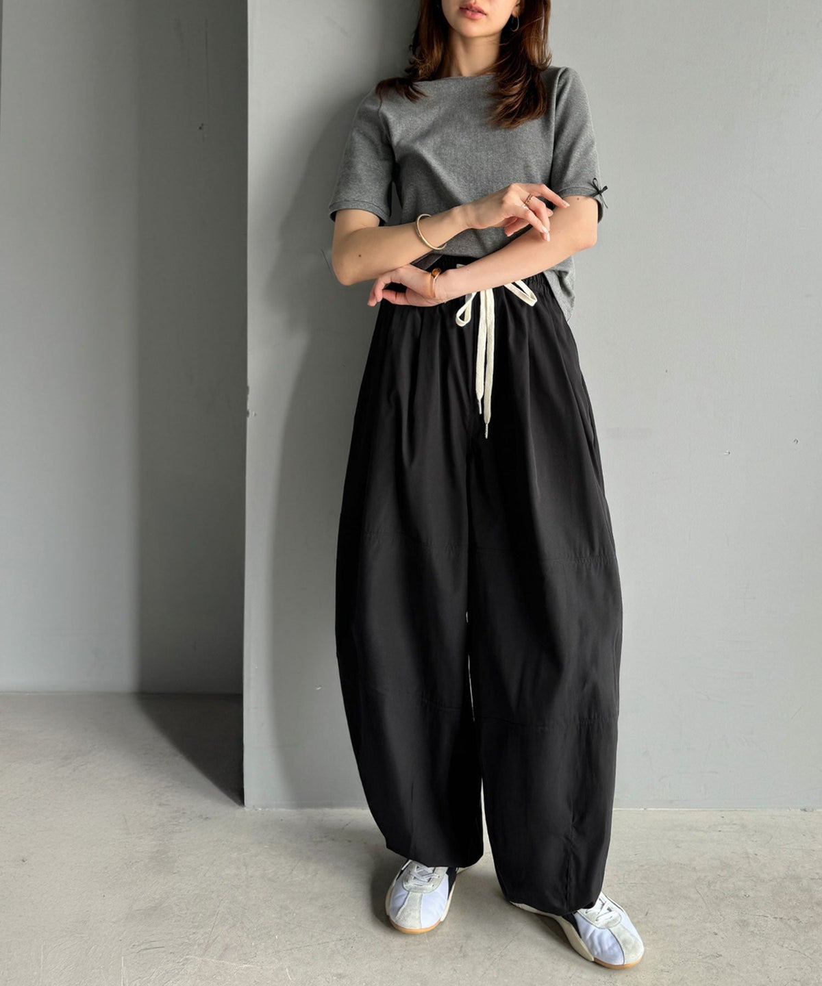 【AYAさんコラボ】タイムレスに愛せる、洗練ワイドシルエット♪ウエストリボン裾ドロストサーカスパンツ ce1015079