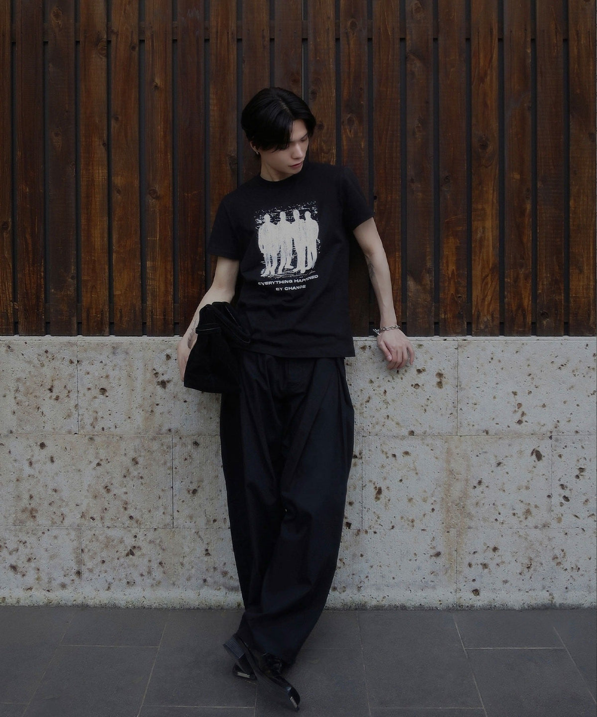 《Haruto×クラシカルエルフコラボ》綿100％メッセージ刺繍入りグラフィックTシャツ（半袖）/Embroidered Message Graphic T-Shirt co1010013