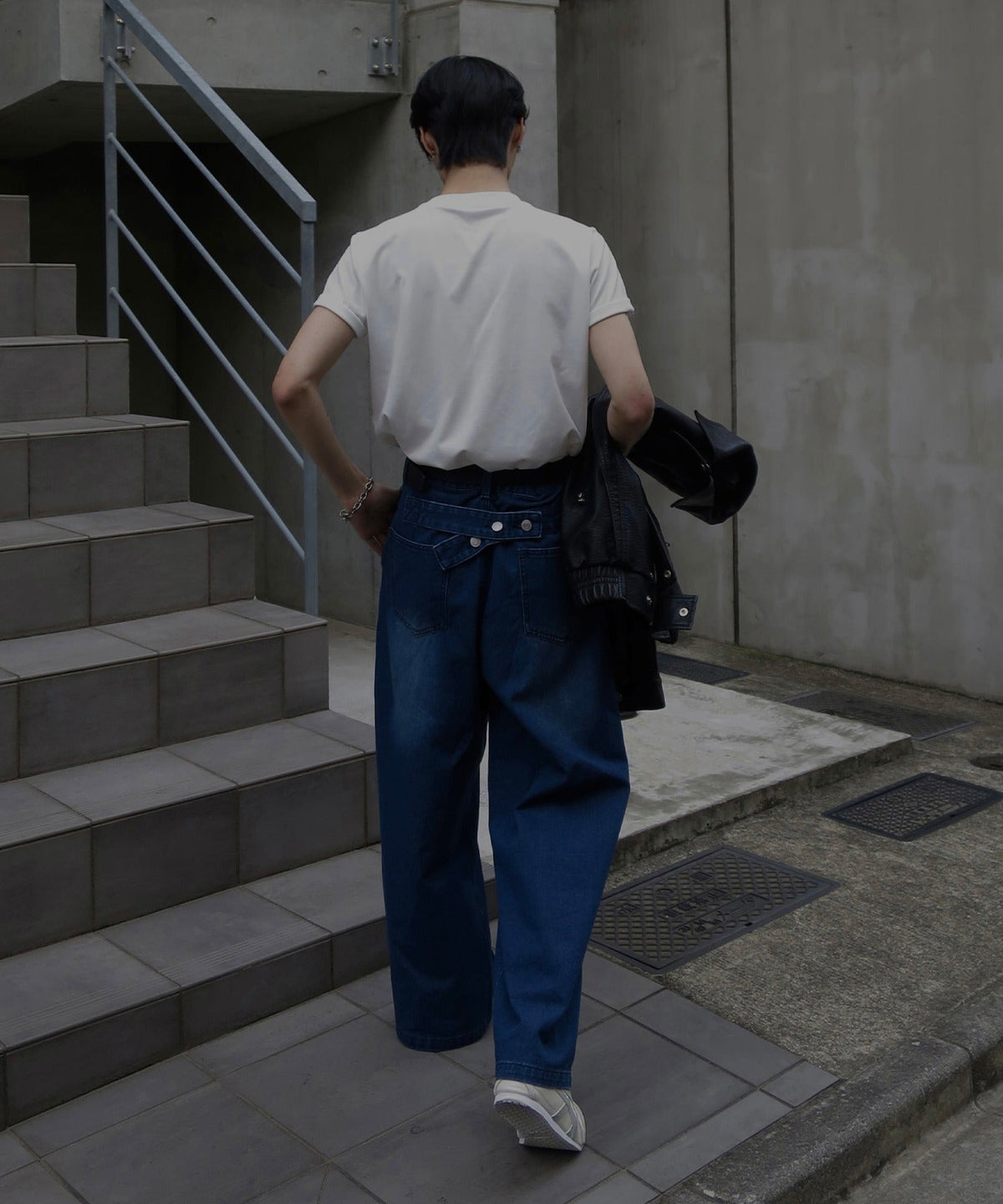 《Haruto×クラシカルエルフコラボ》ストリート映え抜群。履くだけで流行の先端に。ボタン付きストラップデザインワイドデニム/Buttoned Strap DesignWide Denim co1010016