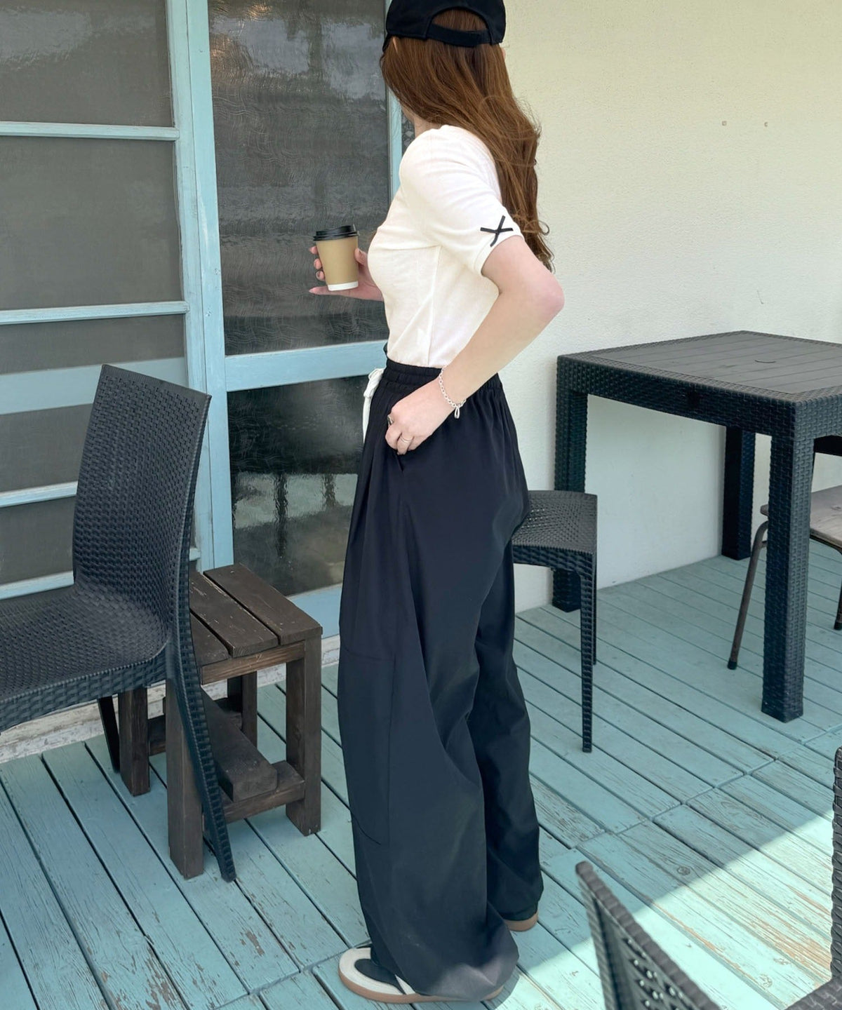 《AYA×クラシカルエルフコラボ》大人可愛いを叶える。前後2way袖リボンバックオープンリブトップス（半袖） ce1010432