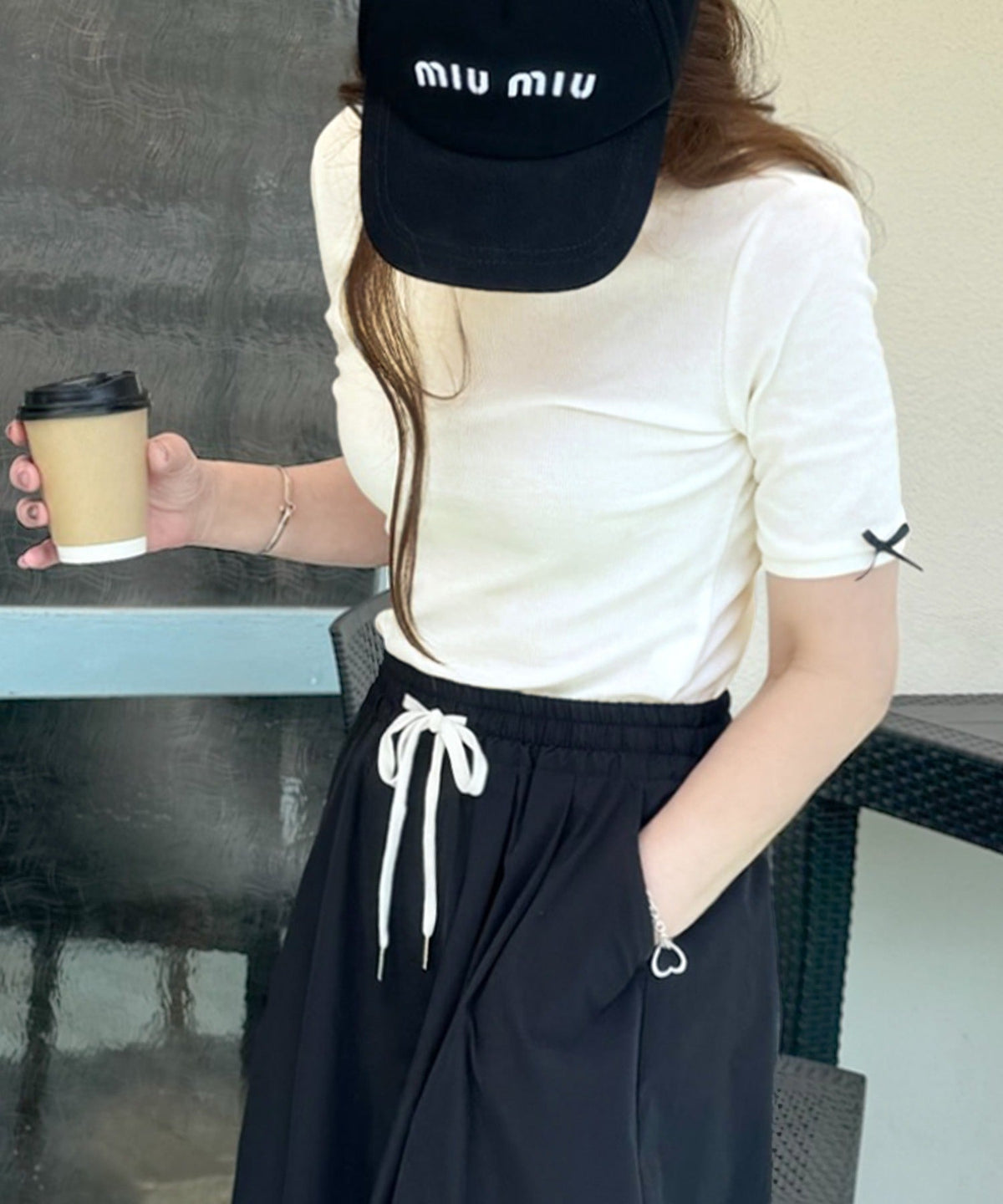 《AYA×クラシカルエルフコラボ》大人可愛いを叶える。前後2way袖リボンバックオープンリブトップス（半袖） ce1010432