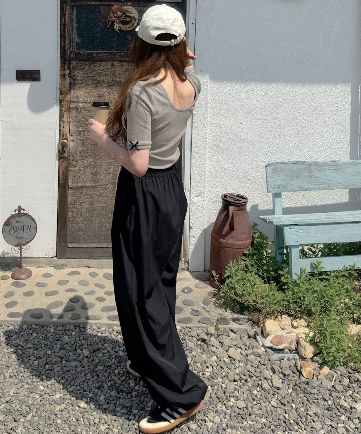 《AYA×クラシカルエルフコラボ》大人可愛いを叶える。前後2way袖リボンバックオープンリブトップス（半袖） ce1010432
