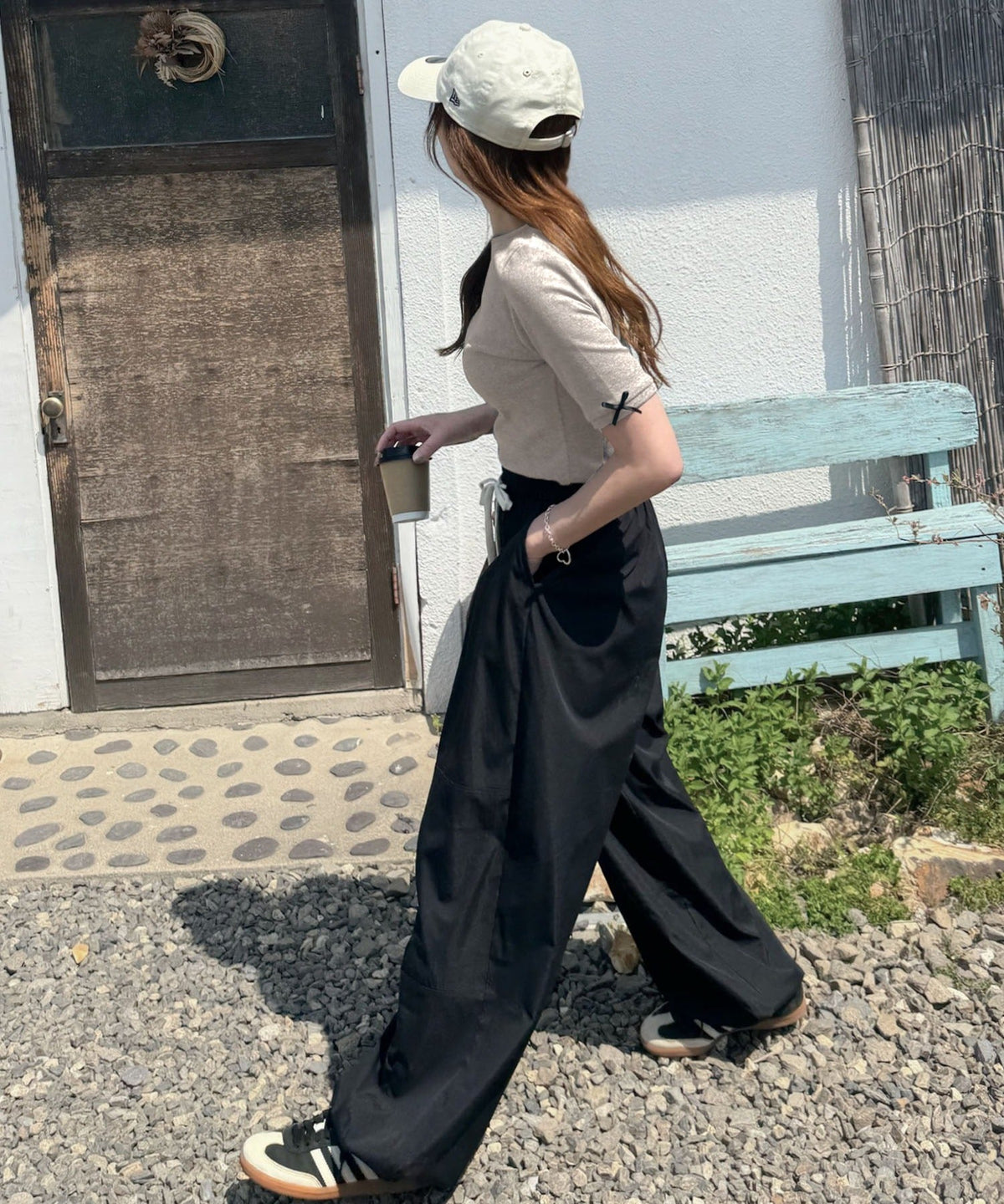 《AYA×クラシカルエルフコラボ》大人可愛いを叶える。前後2way袖リボンバックオープンリブトップス（半袖） ce1010432