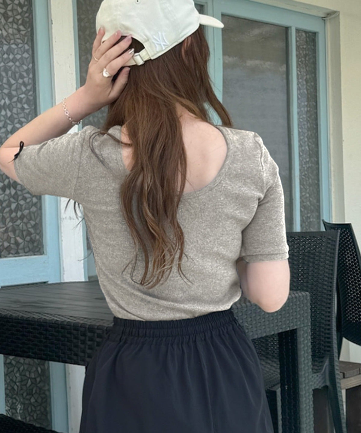 《AYA×クラシカルエルフコラボ》大人可愛いを叶える。前後2way袖リボンバックオープンリブトップス（半袖） ce1010432