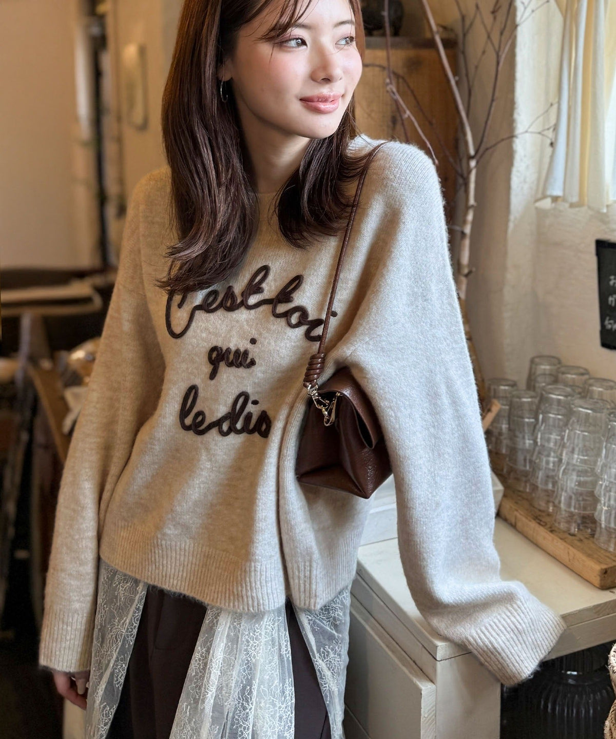 【mily bilet】おしゃれ女子の今シーズンイチ押し♪カラーコード刺繍ミックスニットプルオーバー mi1329045