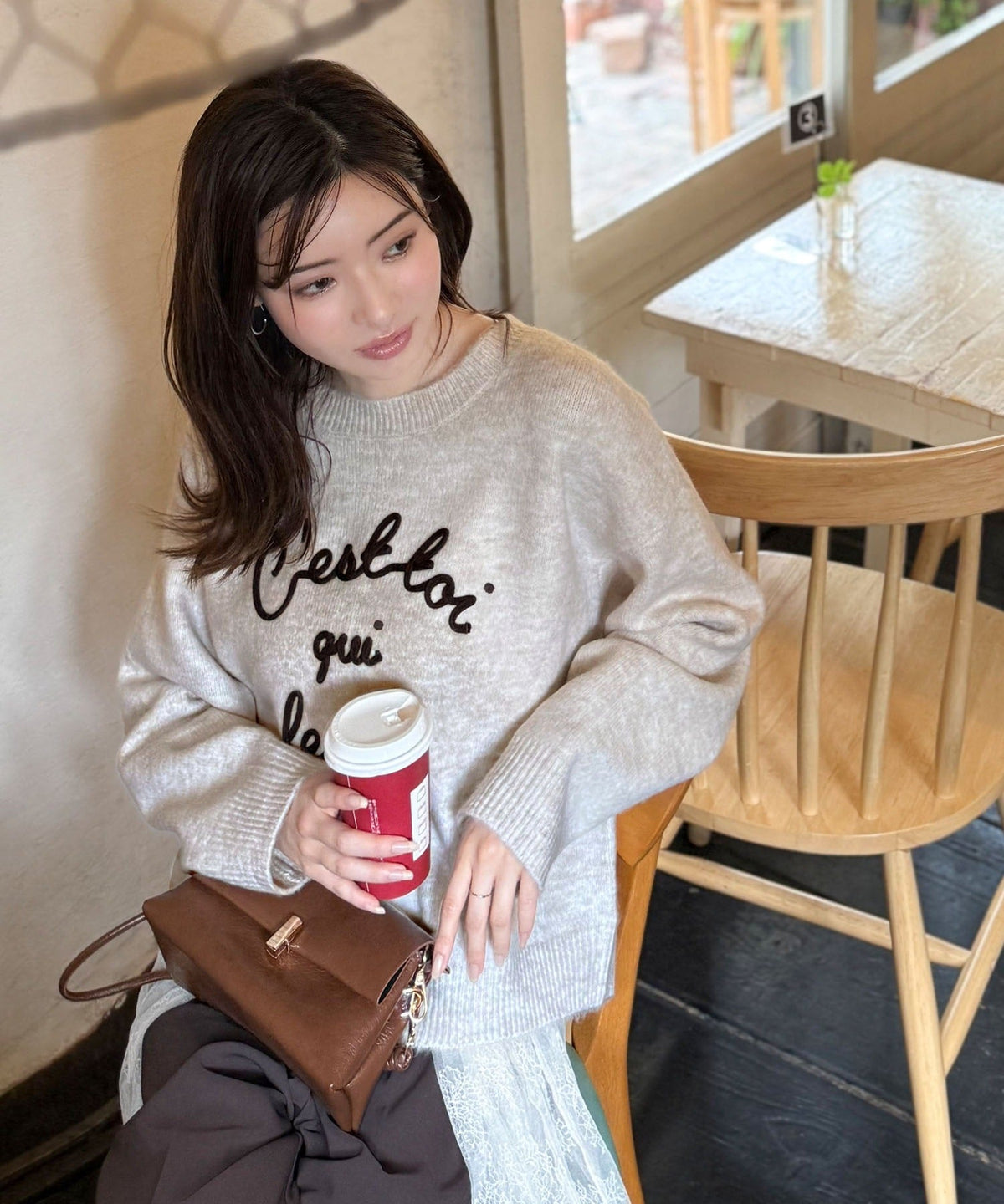 【mily bilet】おしゃれ女子の今シーズンイチ押し♪カラーコード刺繍ミックスニットプルオーバー mi1329045