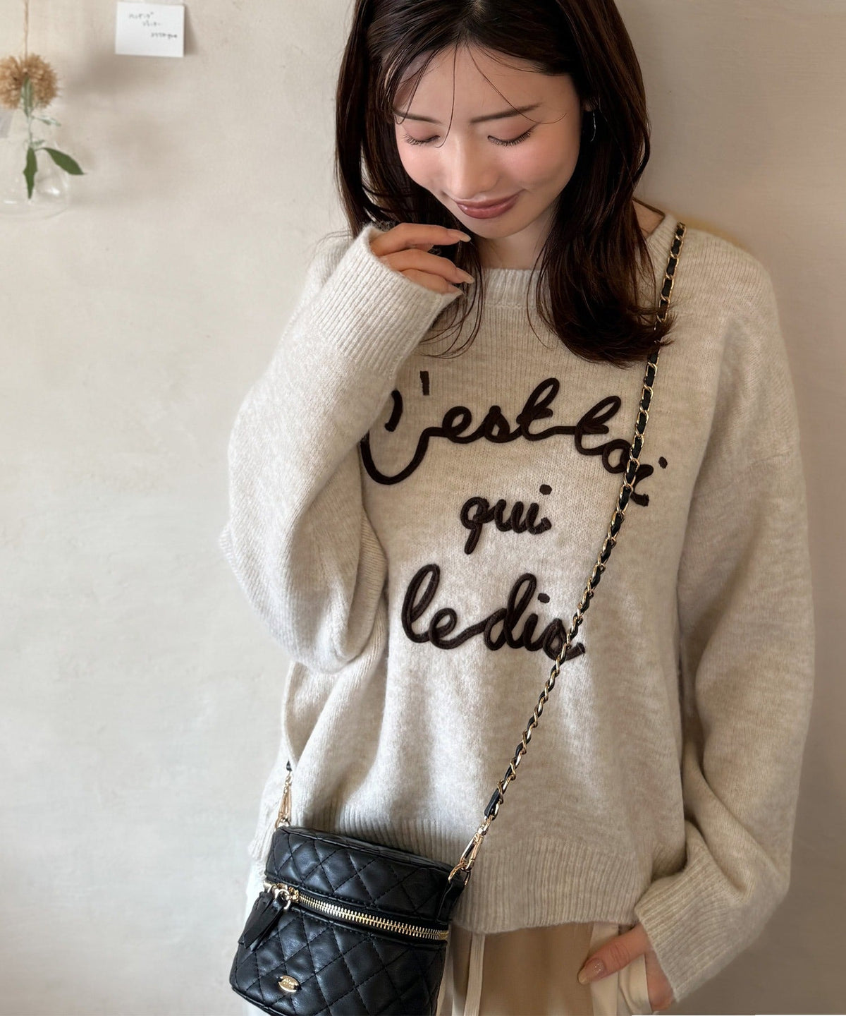 【mily bilet】おしゃれ女子の今シーズンイチ押し♪カラーコード刺繍ミックスニットプルオーバー mi1329045