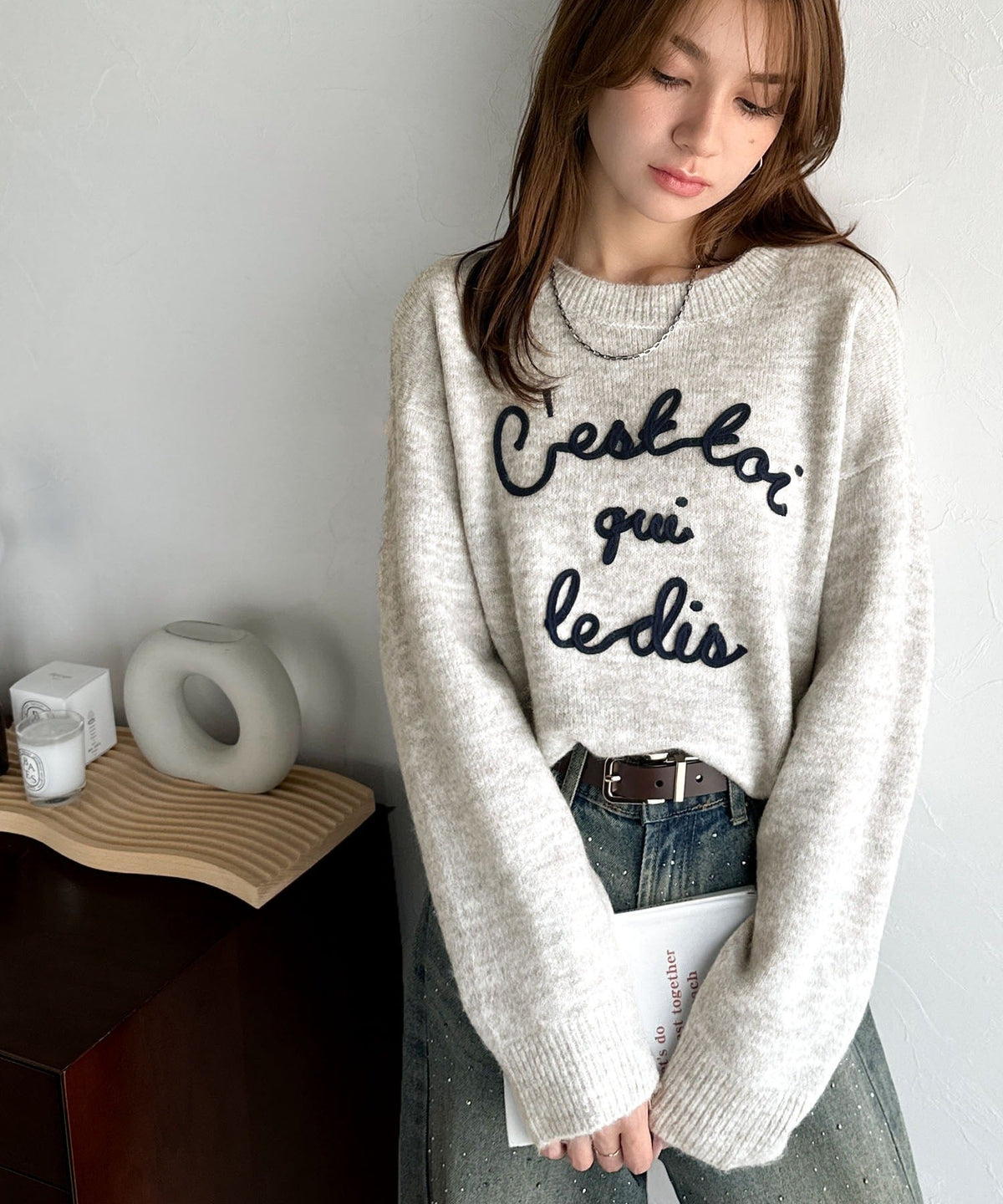 【mily bilet】おしゃれ女子の今シーズンイチ押し♪カラーコード刺繍ミックスニットプルオーバー mi1329045