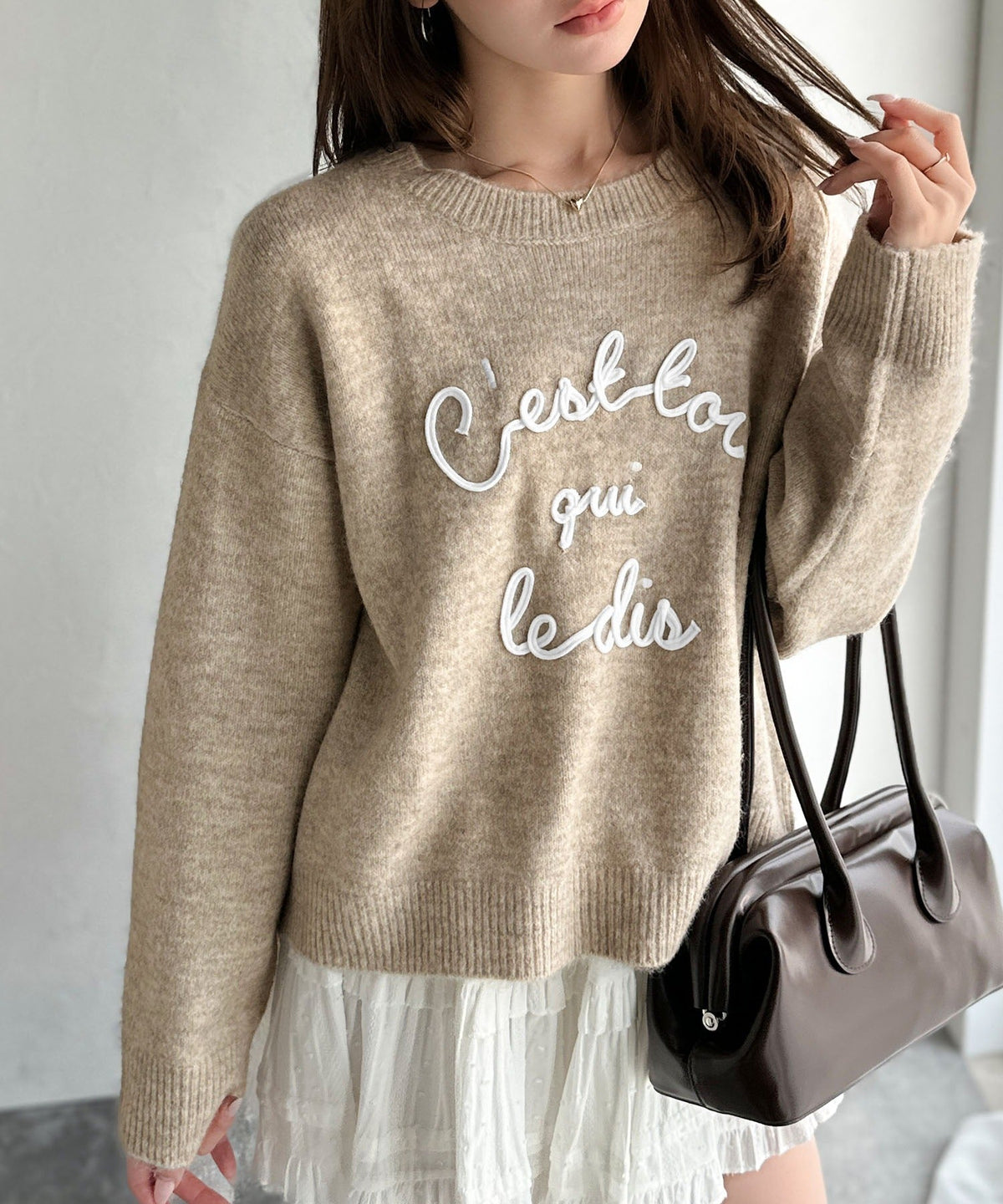 【mily bilet】おしゃれ女子の今シーズンイチ押し♪カラーコード刺繍ミックスニットプルオーバー mi1329045