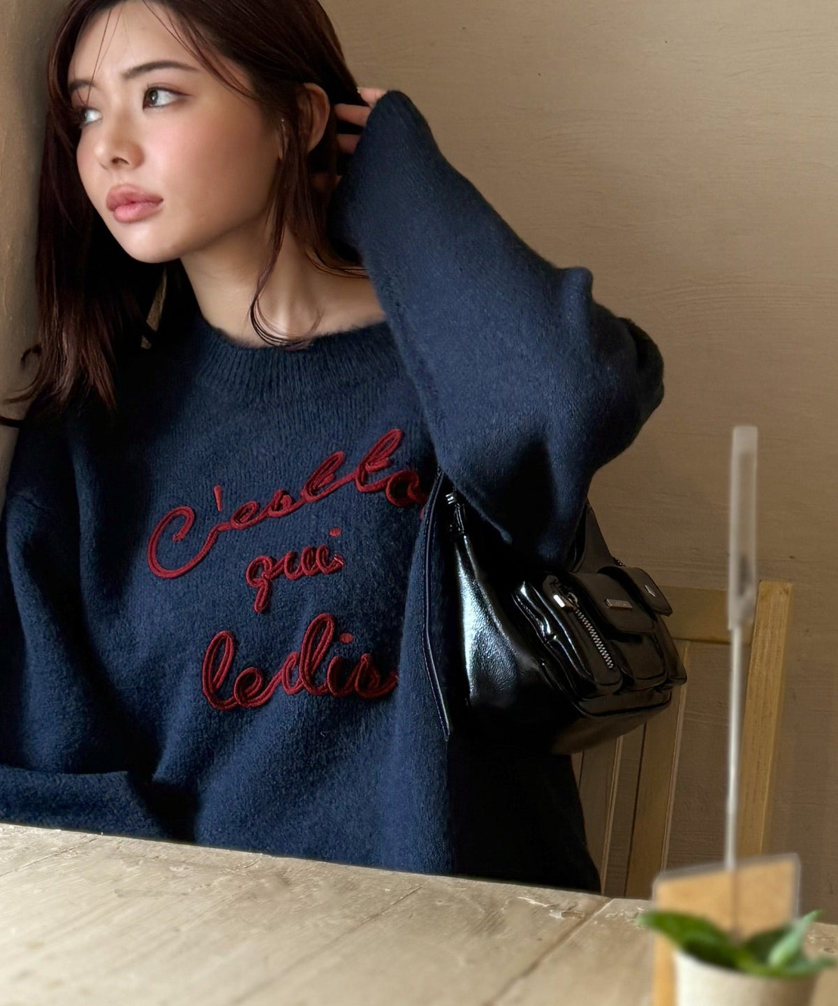 【mily bilet】おしゃれ女子の今シーズンイチ押し♪カラーコード刺繍ミックスニットプルオーバー mi1329045