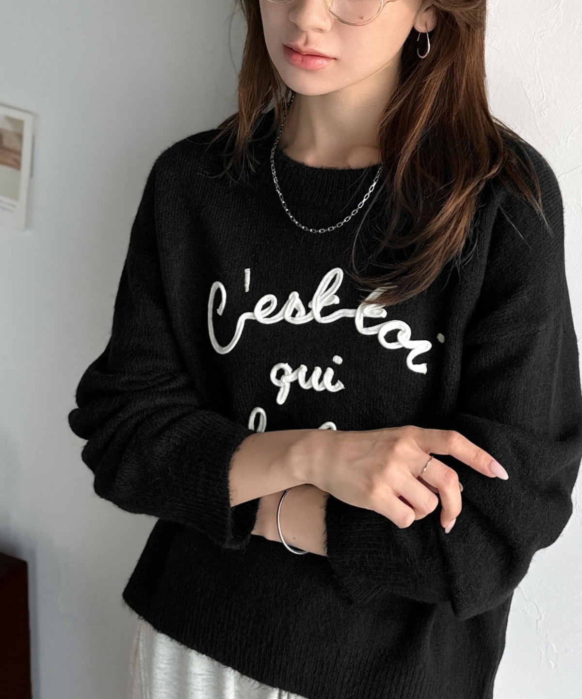 【mily bilet】おしゃれ女子の今シーズンイチ押し♪カラーコード刺繍ミックスニットプルオーバー mi1329045