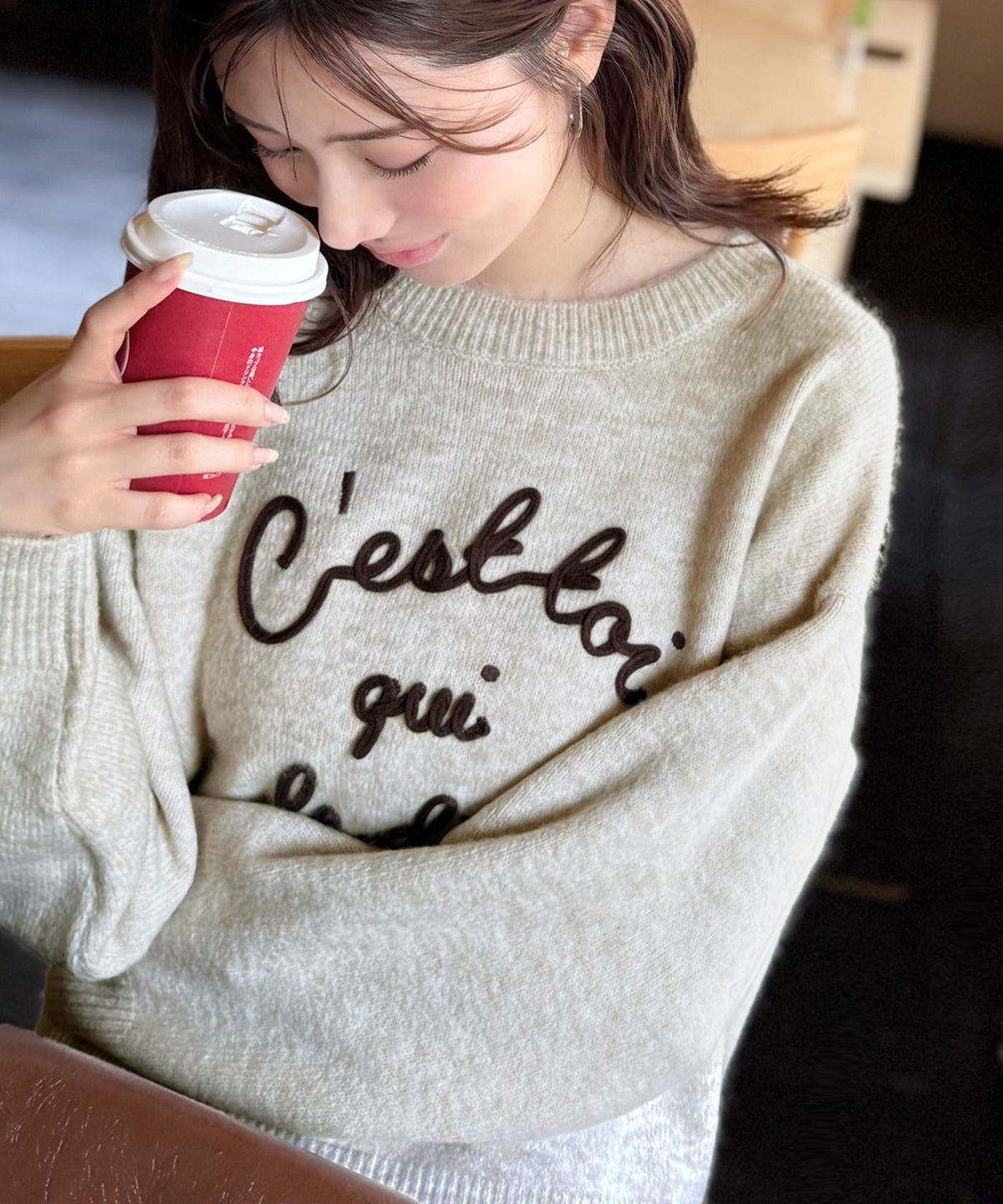 【mily bilet】おしゃれ女子の今シーズンイチ押し♪カラーコード刺繍ミックスニットプルオーバー mi1329045
