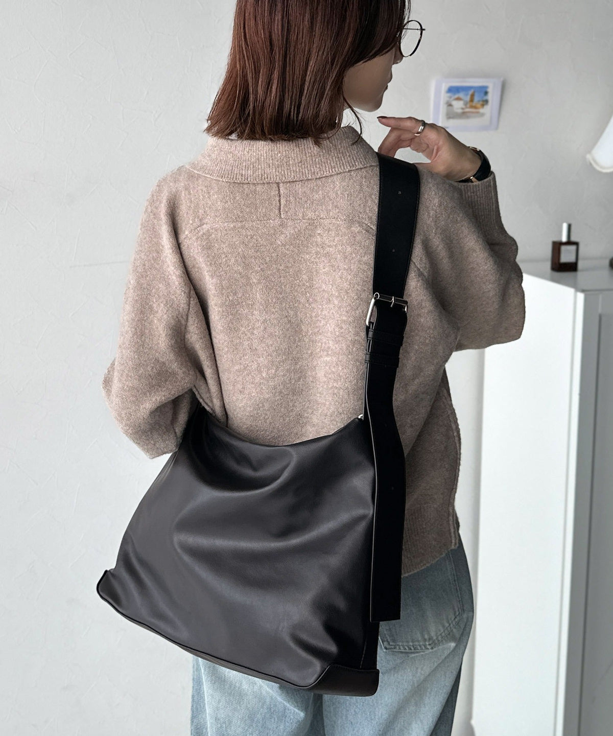 通勤、通学、旅行にもってこいの、軽やか大容量バッグ！ワイドストラップ ソフトスムースマルチウェイビッグバッグ ce1029166