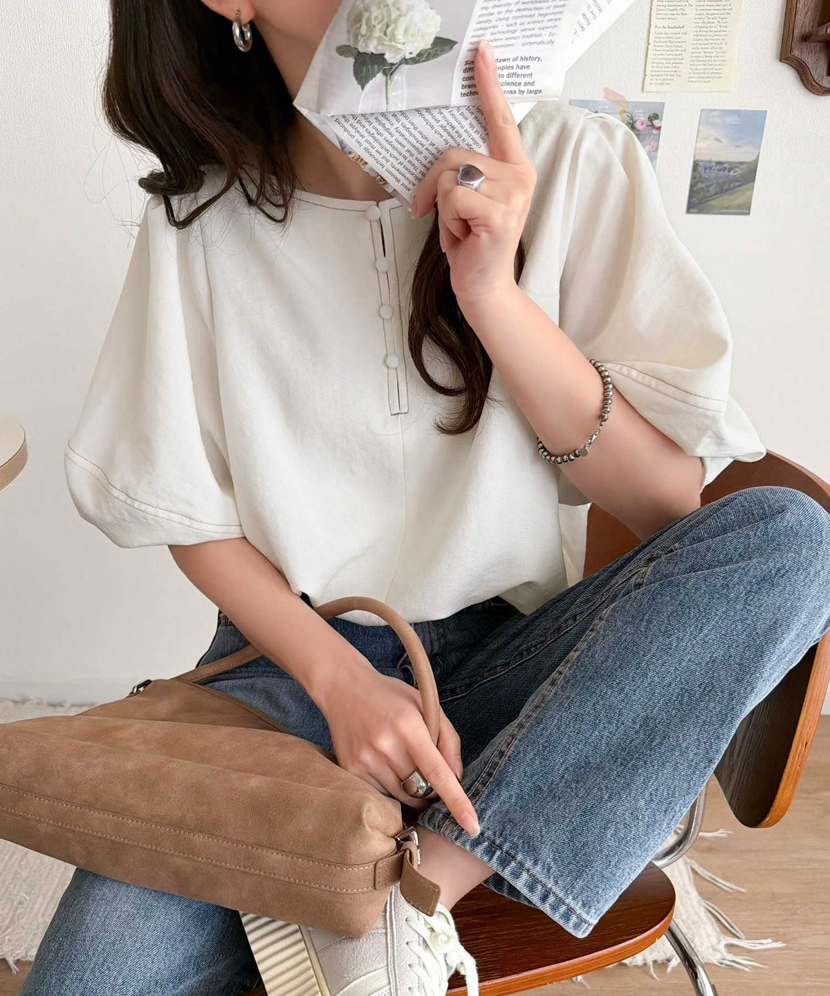 【UVカット、接触冷感、吸水速乾、防シワ機能付き】ふんわりスリーブで華奢見え叶う♪前後2way配色ステッチランタンスリーブブラウス ce1265053